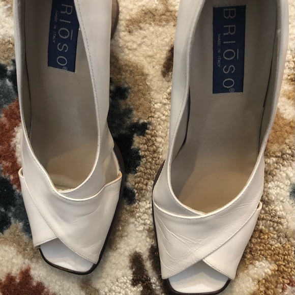 Brioso women shoes Size 9 AA chunky heel beige color - Picture 10 of 10